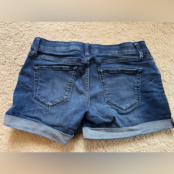 Isabel Maternity Jean Shorts - Picture 3 of 3